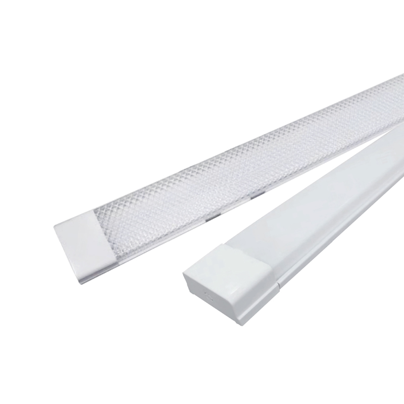 Lensa prisma yang diketuai linear batten